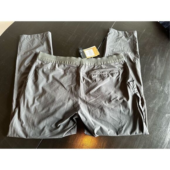 NWT The North Face Paramount Active Pants Asphalt Grey Men’s Sz 40x32 - Picture 2 of 6
